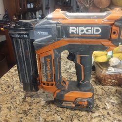 Ridgid 18g Nail Gun