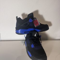 Nike Men's Air Jordan 4 Retro Sneaker