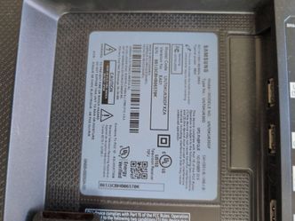 2016 Samsung 65' TV
