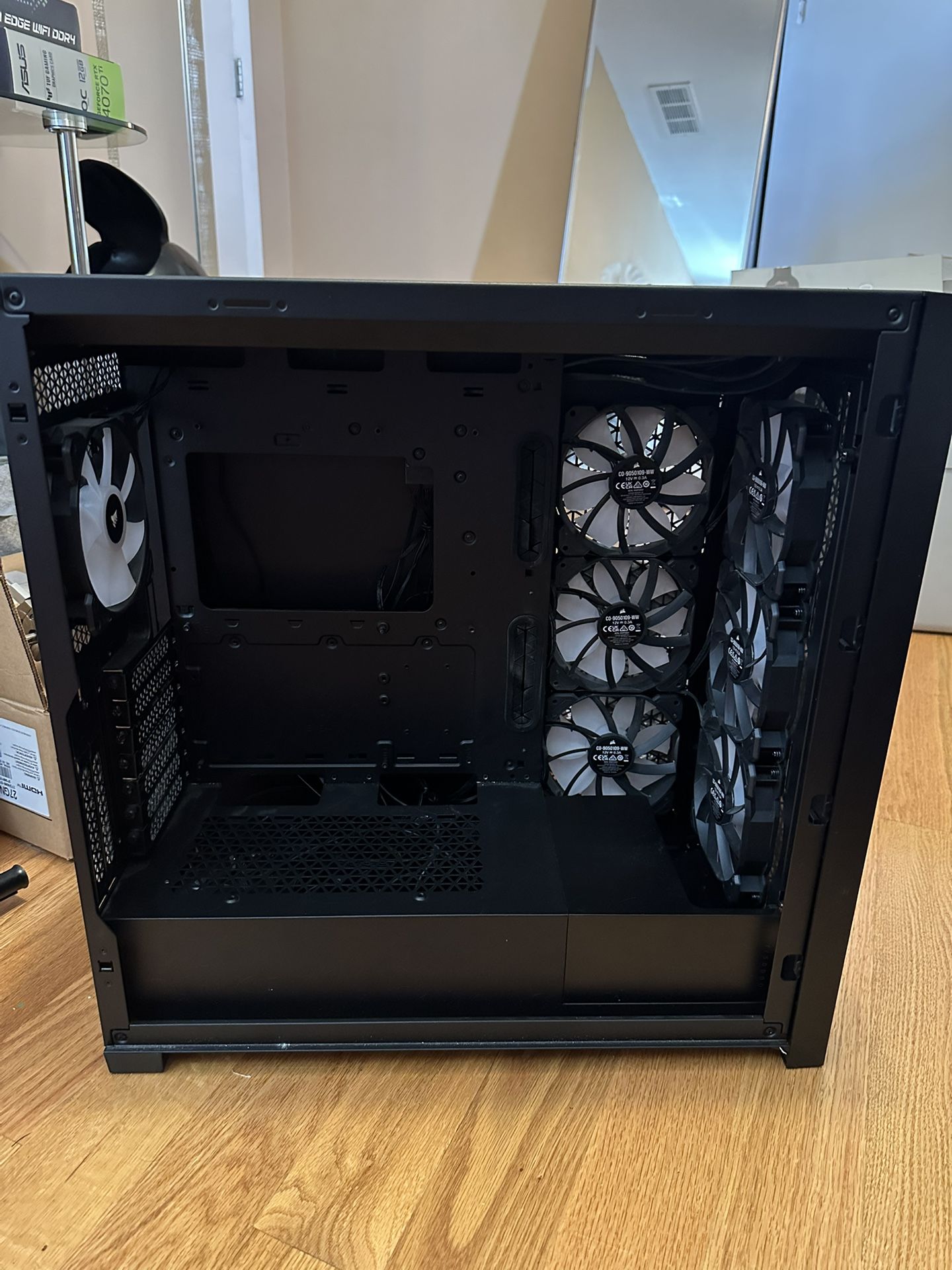 $340 VALUE corsair 5000d airflow case + 7 corsair icue SP120 rgb fans ++extras