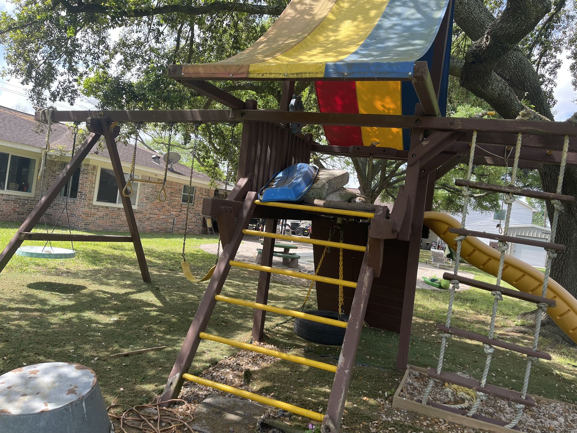Play Ground Swing Set