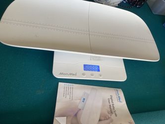 Mom Med Baby Scale Barely Used 