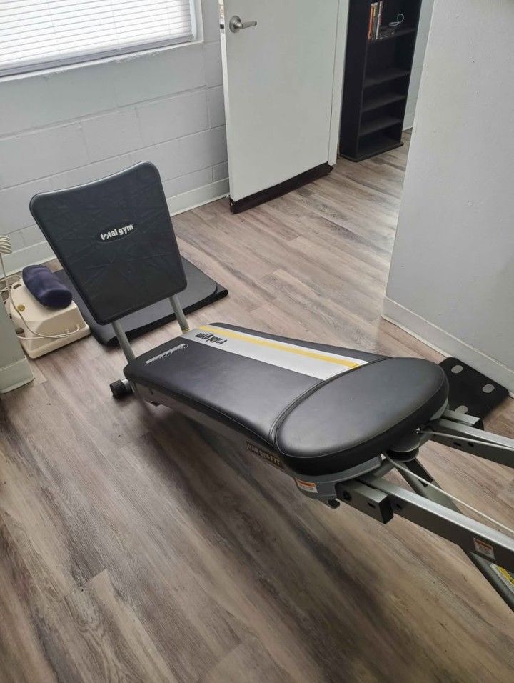 Total Gym FIT. Pickup only.