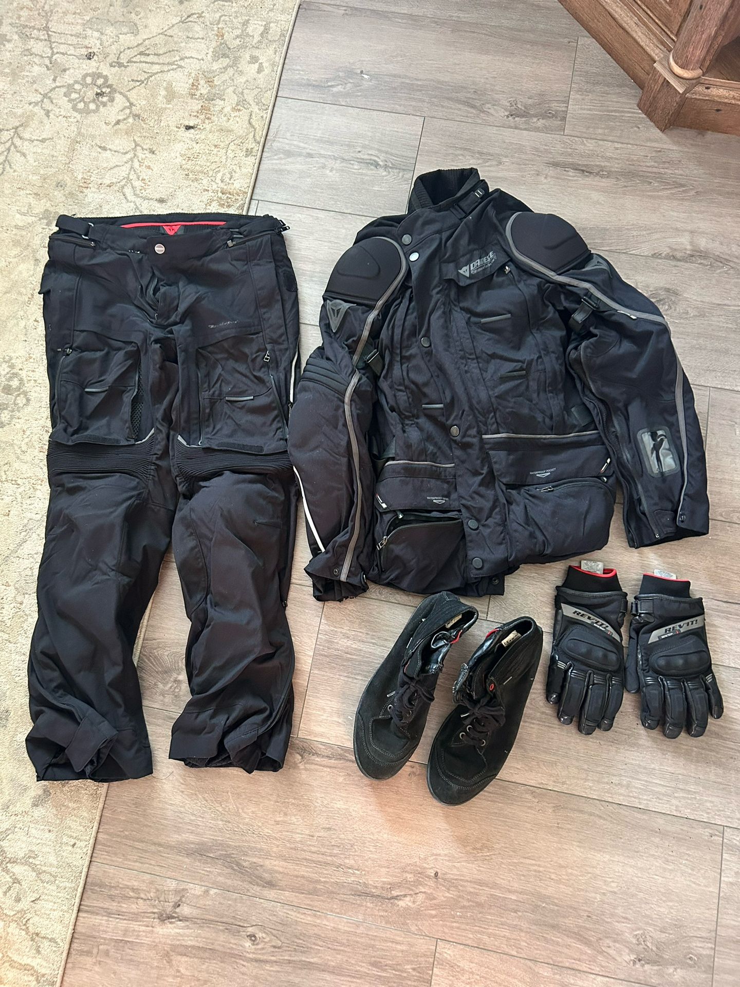 Motorcycle Suit DAINESE D-EXPLORER GORE-TEX