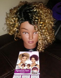 Lace front Used wig