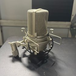 Microphone 