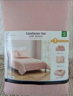 New  Comforter Set with Sheets and pillow cases