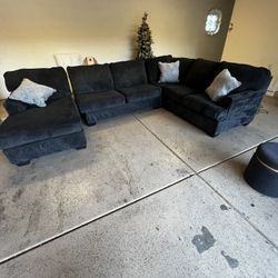 3 PC Large Sectional