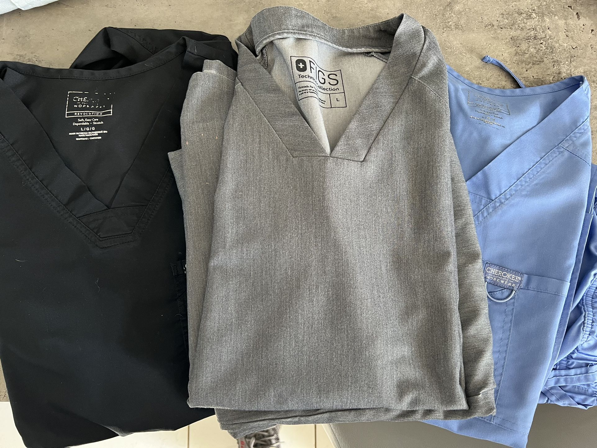 Men’s Scrubs Size Large FIGS Cherokee $20