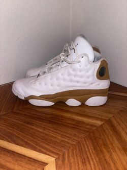 White and Gold Jordan 13 ; size 7