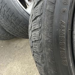 215/45r17