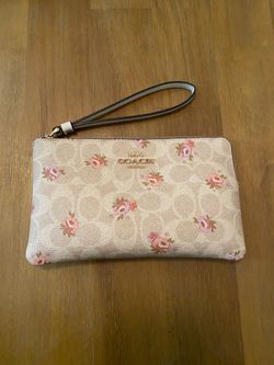 Women’s coach wrist wallet