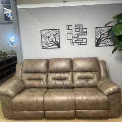Stoneland fossil reclining living room set hotsell