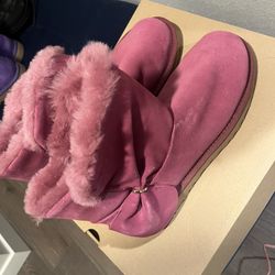 UGG Pink Women’s Size 9