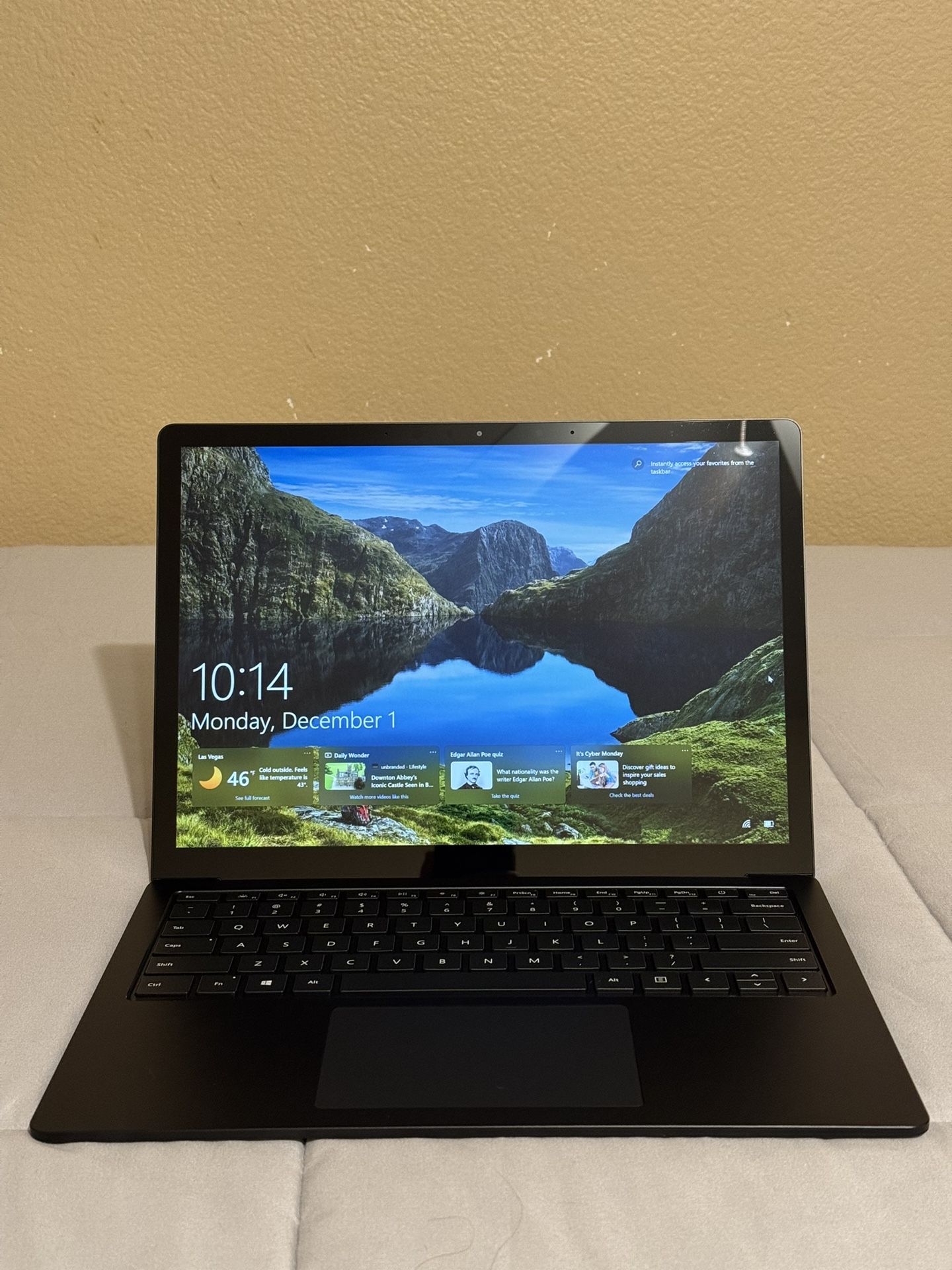 Surface Laptop 3 - i5, 8gb, 256gb