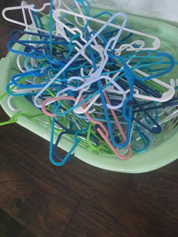 Kids hangers