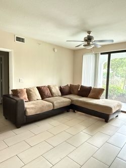 Sectional couch sofa