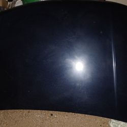 2005 Yukon hood