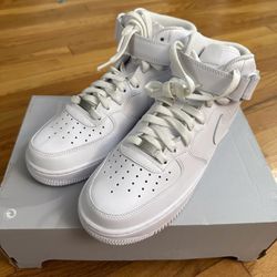 Nike Air Force 1 Mid '07 "Triple White"