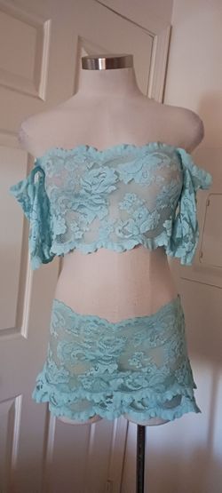 2 pc lace skirt set