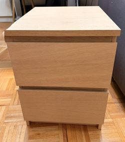Nightstand With 2 Drawers