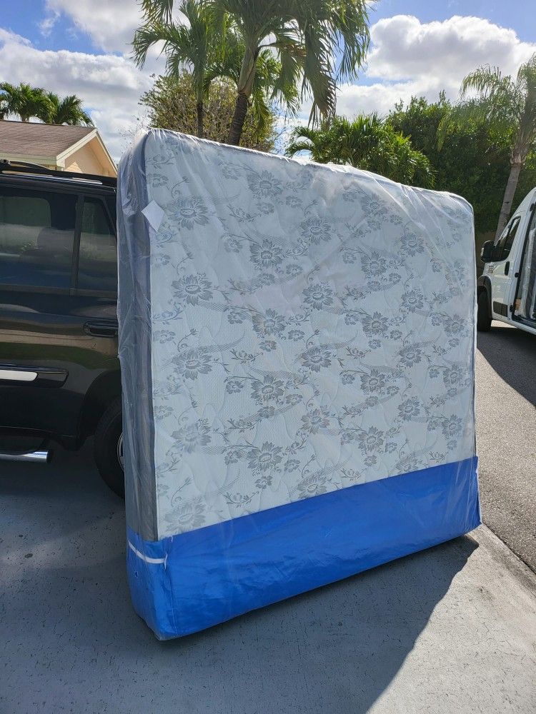 NEW KING PILLOW TOP MATTRESS AND BOX SPRING -- Also Available In All Sizes.