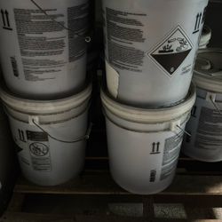 Commercial 5 Gallon Laundry Detergen