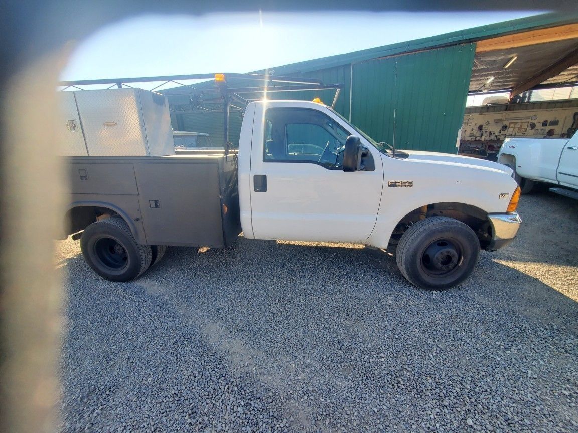 2001 Ford F-350 Super Duty