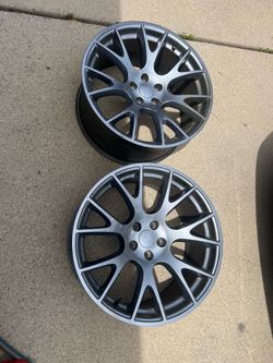 Dodge charger  20 inch rims