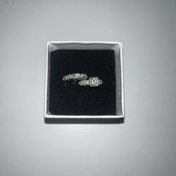 2 Diamond Rings 