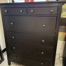 Dresser Pine Wood Excellent Condition 