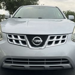 2013  Nissan Rogue/ Private Sale $5150