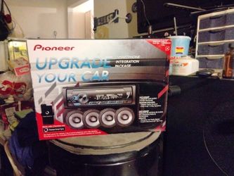 Pioneer Deck And 4 Speakers 