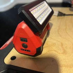 M12 Rover Floodlight