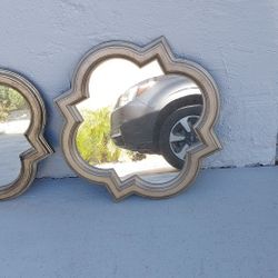 Decorative Mirroe Set Pprox 14x14 $20
