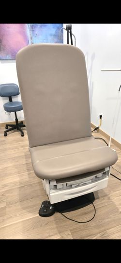Adjustable Treatment Office Chair