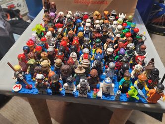 Lego mini figures