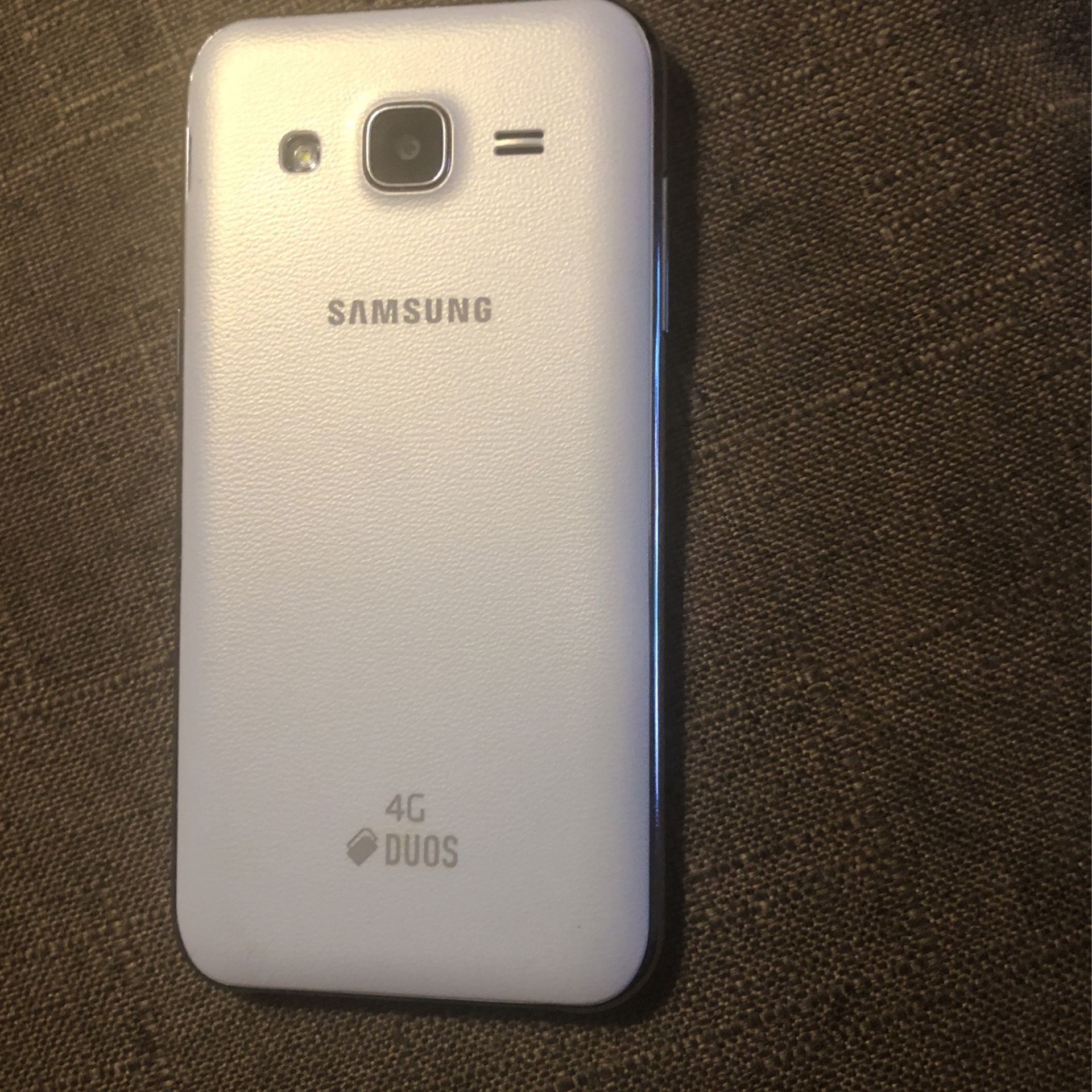 Samsung Galaxy J7
