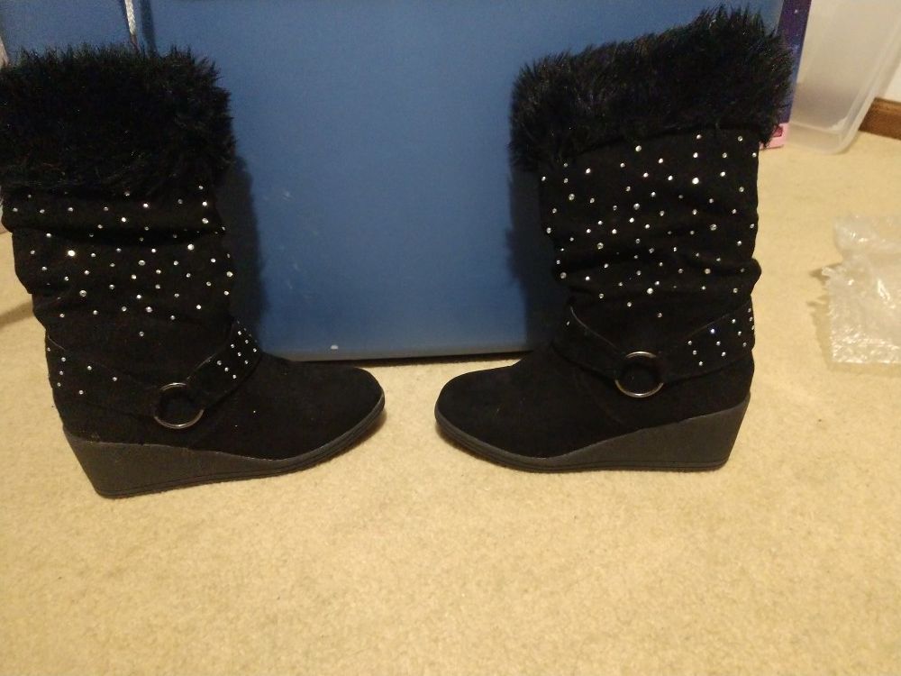 Kids winter dress boots size 13