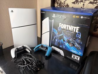 PS5 Slim Digital Edition Cobalt Star Bundle 1TB