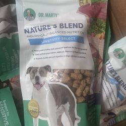 Freeze dried healthy dog food