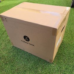 roborock Qrevo Series Robot Vacuum and Mop, 8000Pa Suction, Upgraded from Qrevo S, Anti-Tangle Brushes, Smart Obstacle Avoidance, Auto Mop Washing, Al