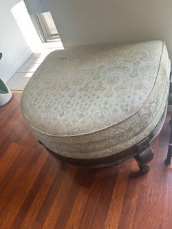 Mini sofa/seat
