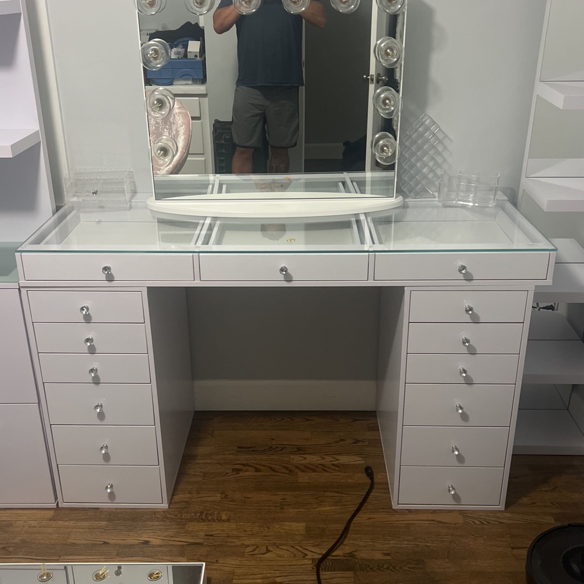 Impressions Vanity Slaystation 2.0