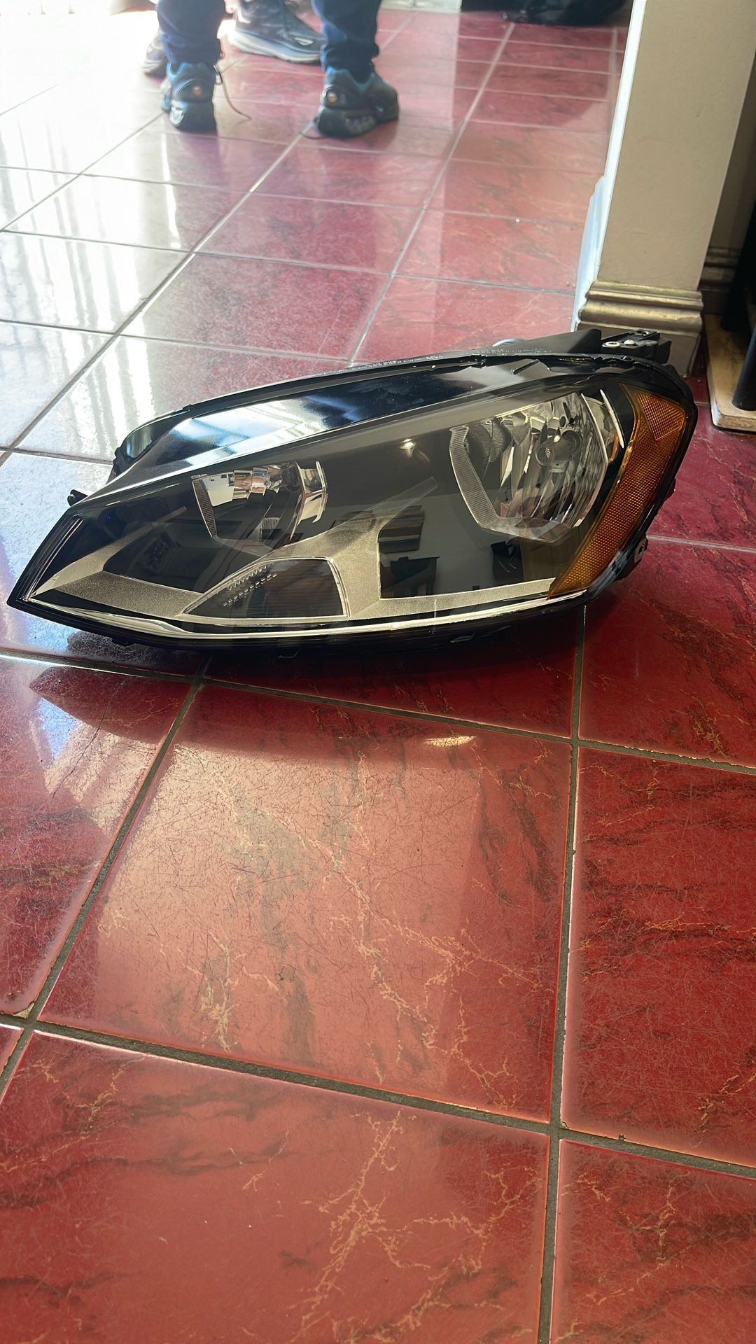 Left Driver Side Headlight - Volkswagen 2015 Golf And GTI