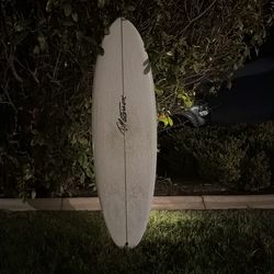 5’6 1/2 t Patterson pin surfboard Shortboard