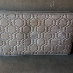 Singel Bed Mattress (Free)