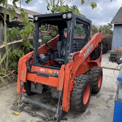 2018 KUBOTA SSV65 SKIDSTEER LOADER