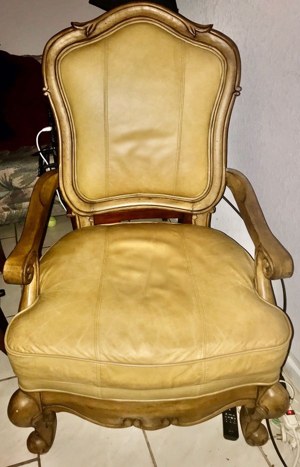 Fancy chair, Throne chair, Accent chair, arm chair for Sale in Fort