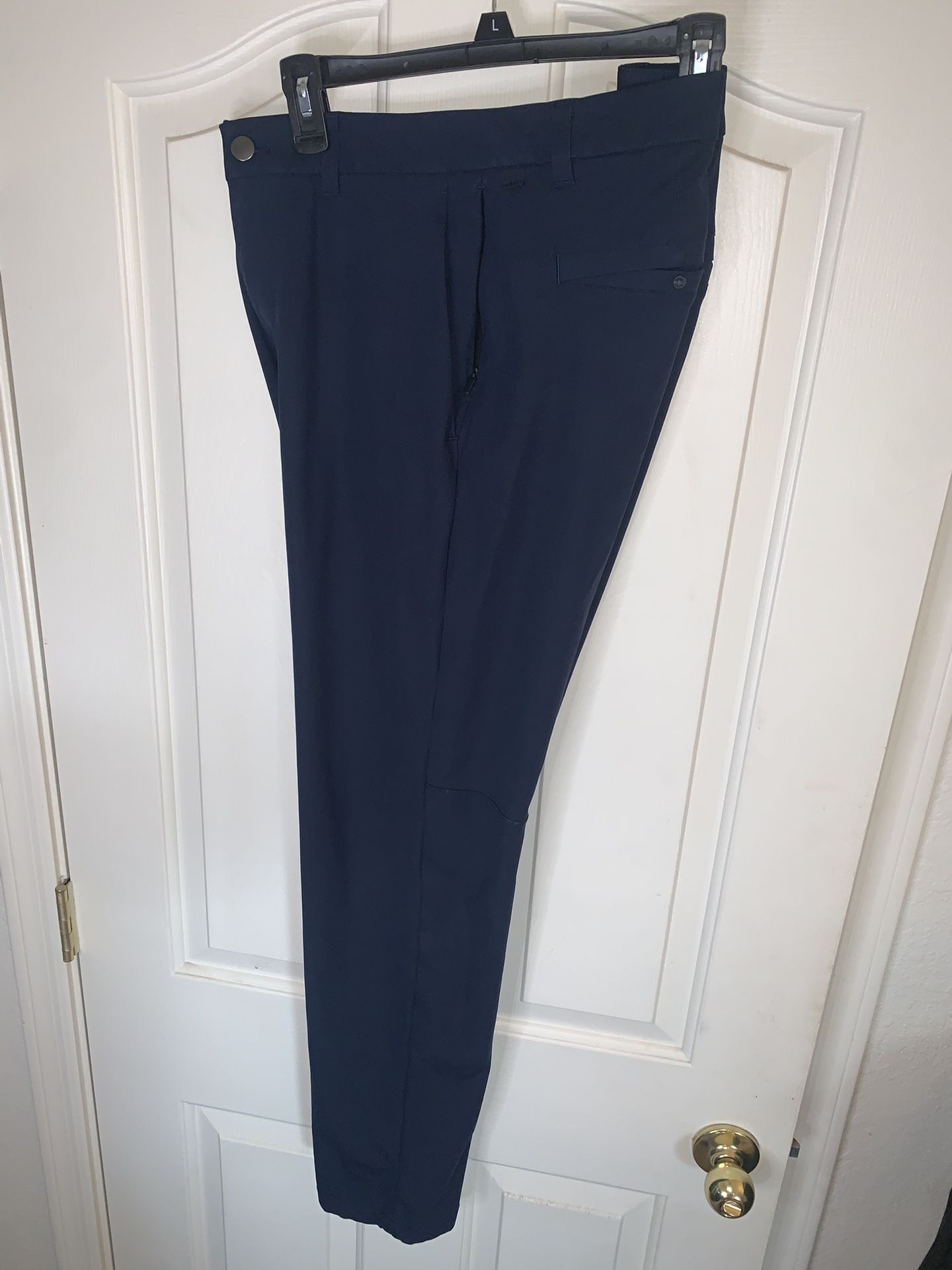 Men’s Lululemon Golf Joggers!